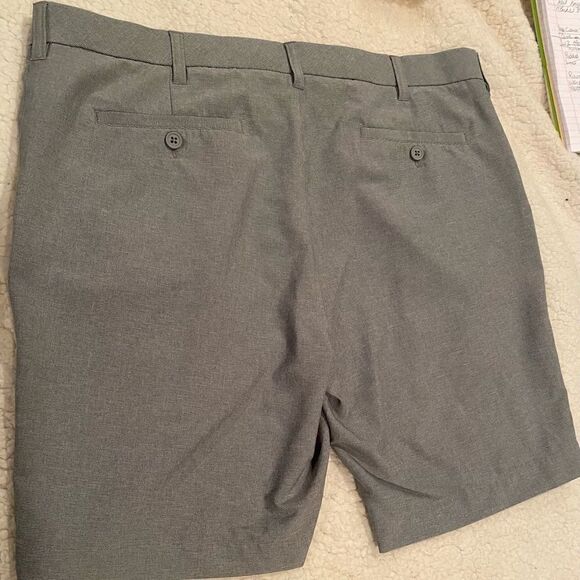 Round Tree and Yorker Performance Grey Shorts 40 - Picture 2 of 7